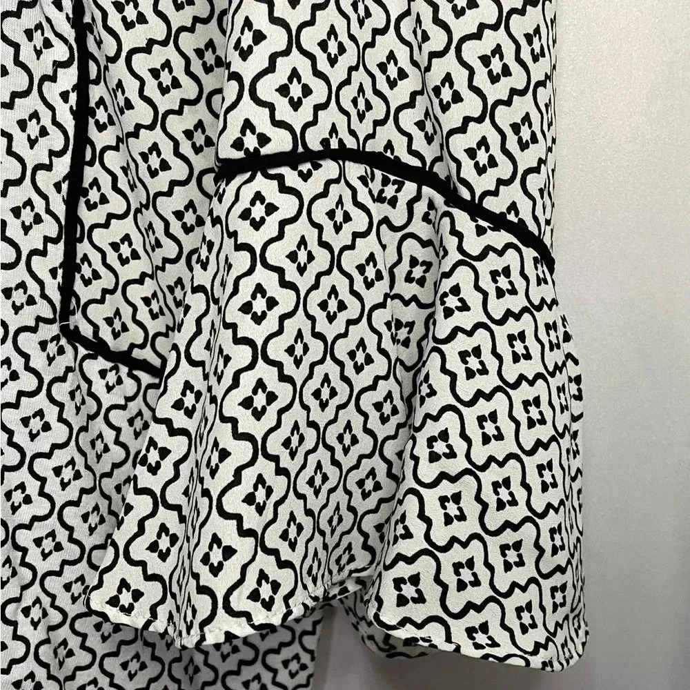 Ann Taylor LOFT cropped sleeve bell cuff blouse - Picture 2 of 4